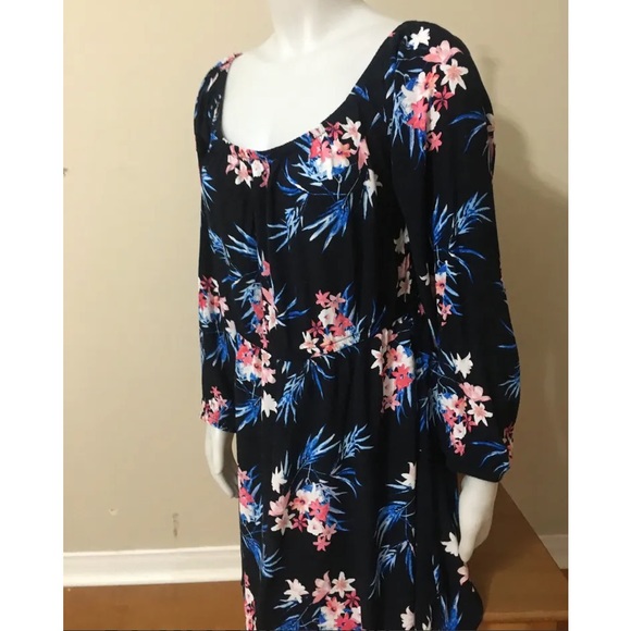 Beautiful Blue Dress w/ Pink Flowers!!! - Picture 3 of 5